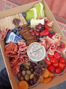 Gourmet Grazing Box - Large