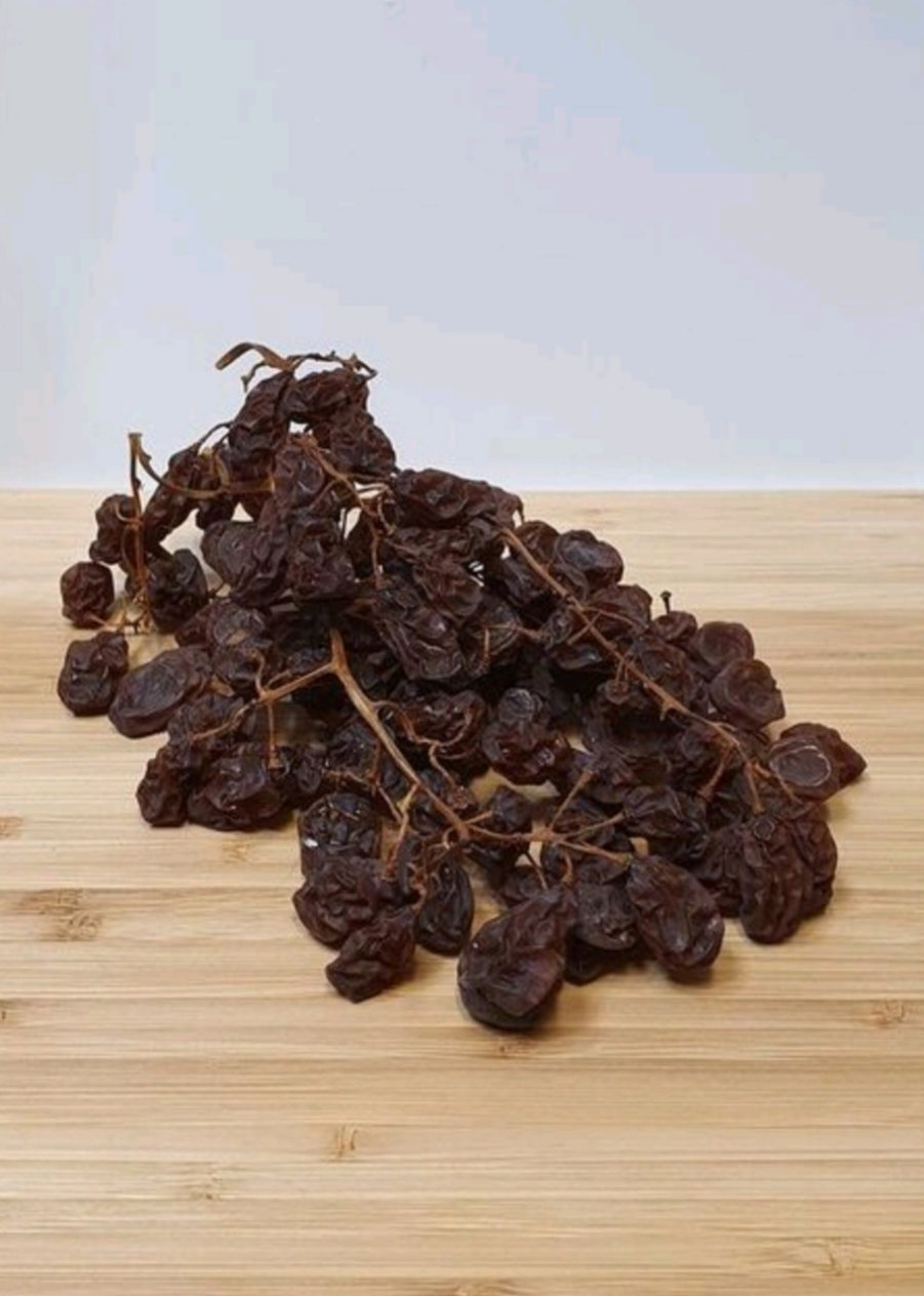 Mucatel Grapes (100g)
